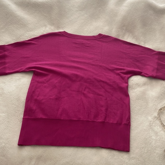 Chico’s Fuchsia Short Sleeve Sweater size 0 - Picture 3 of 8